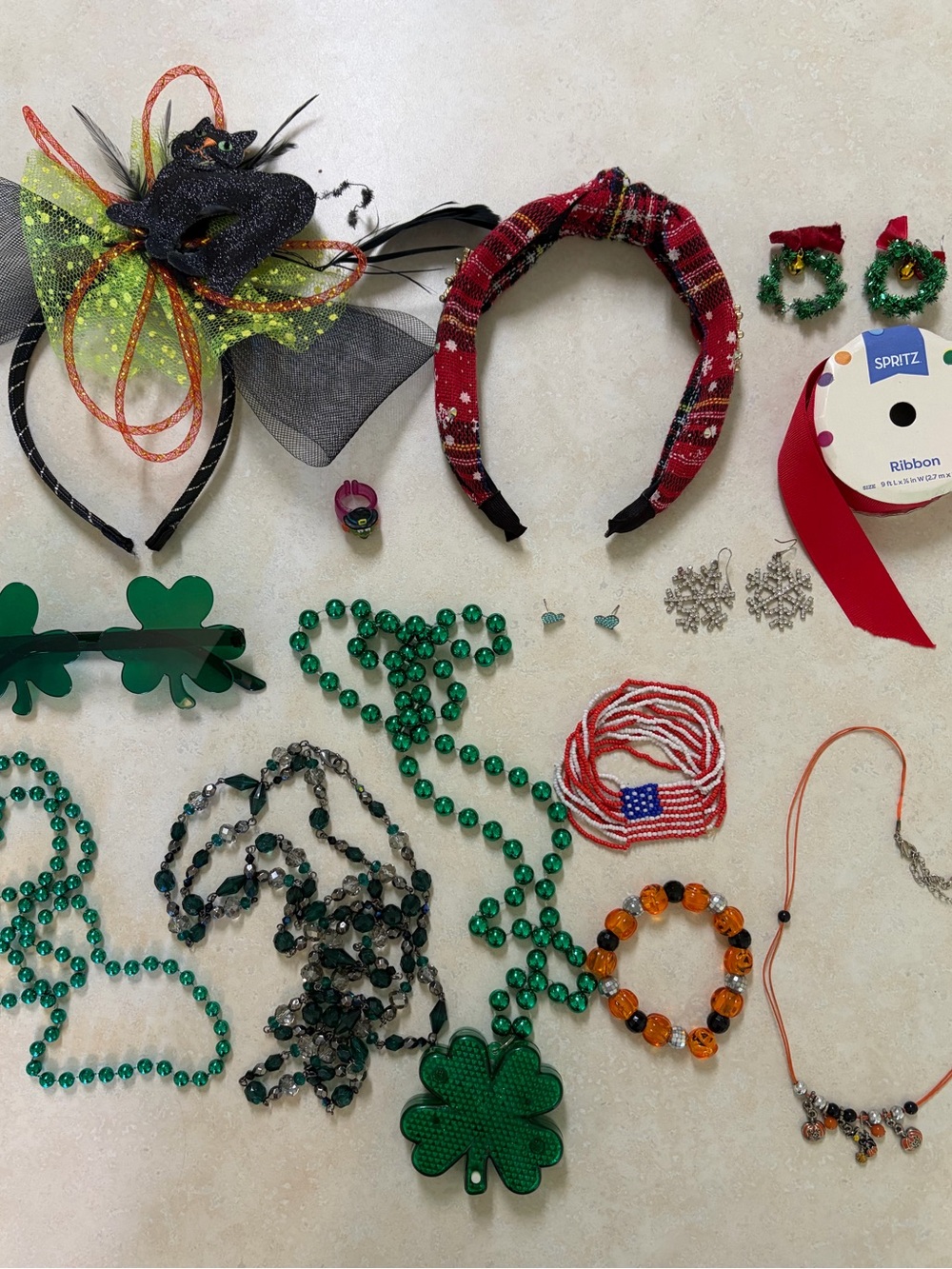 Holiday Accessories
